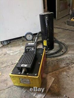 AME international model number 15920 air hydraulic pump 10000 PSI and 55.2 ton c