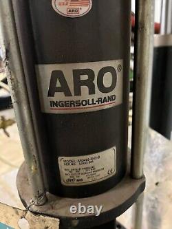 ARO Ingersoll-Rand 650492-R43-B Piston Pneumatic Grease Pump 3960 PSI (IN)