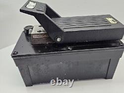 Air Hydraulic Foot Pump with 10,000 PSI Foot Pedal Untested UP-3
