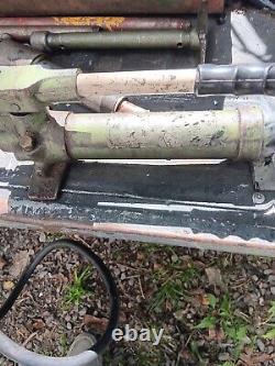 American Hydraulics 4 Ton Porta Power Hydraulic Pump With Case Box & Extras