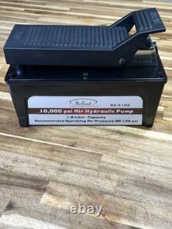 BESTOOL 10,000 PSI, 1/2 Gal Reservoir Foot-Operated Air Hydraulic Pump for He