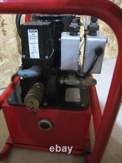 BURNDY Electric Hydraulic Pump, Air Bulb Control with Roll Cage, 10,000 psi