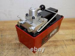 BVA Hydraulics Double Acting Foot Air Pump 10,000 PSI Max PA1500M Defective