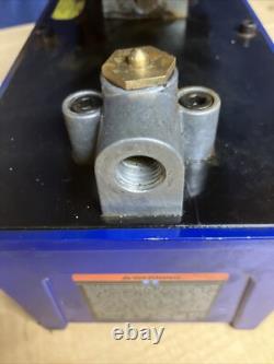 Carlyle Tools by napa 10,000 Psi Air/hydraulic Pump