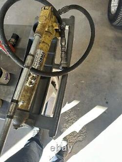 ENERPAC Model PH38 HYDRAULIC HAND PUMP. 10000PSI