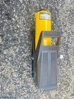 ENERPAC PA 133 Foot Operated Air Hydraulic Pump
