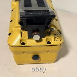 ENERPAC Turbo II Air Hydraulic Pump PATG1102N basically new