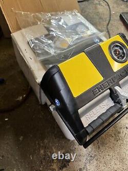 ENERPAC XA11G Air Powered Hydraulic Pump, 10K PSI With Gauge New! Fast Shipping