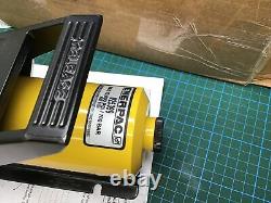 Enerpac 025399 Air Operated Hydraulic Pump For Parker 94C002PFD Crimper