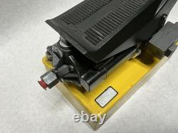 Enerpac PA1150 Pneumatic Air Powered Hydraulic Foot Pump Leaking Air