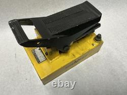 Enerpac PA1150 Pneumatic Air Powered Hydraulic Foot Pump Leaking Air