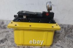Enerpac PACG30S8S 1250 to 5000 PSI 1/4 In Air Inlet Air Powered Hydraulic Pump