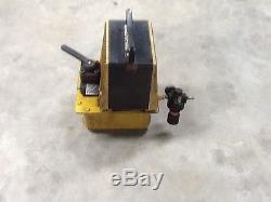 Enerpac PAM1042 Air Powered Hydraulic Pump