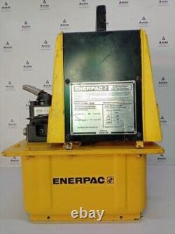 Enerpac PAM-1042 Air hydraulic pump 4/3 manual valve, 700bar/10,000psi TESTED