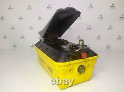 Enerpac PATG1102N TURBO Air hydraulic Hand/Foot operated pump, 700 Bar