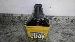 Enerpac PATG-1102N 10,000 PSI Cap 0.54 Reservoir Cap Air Powered Hydraulic Pump