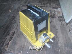 Enerpac Pam-3042 Air Powered Hydraulic Pump 4 Way Manual Valve Great Condition