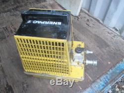 Enerpac Pam-3042 Air Powered Hydraulic Pump 4 Way Manual Valve Great Condition