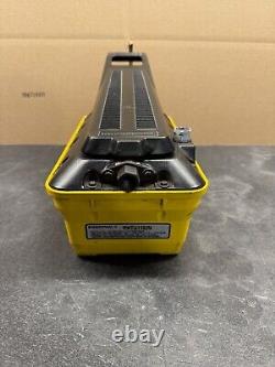 Enerpac Patg1102n Turbo 2 Air Driven Hydraulic Foot Pump 700 Bar/10,000 Psi