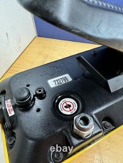 Enerpac Patg1102n Turbo 2 Air Driven Hydraulic Foot Pump 700 Bar/10,000 Psi #2