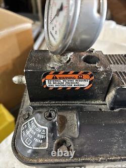 Enerpac Turbo 2 Air-hydraulic pump PACG-5002SB Used 5000 Psi/350 Bar (WP11)