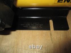 Enerpac Weatherhead T-402-2 Air Over Hydraulic Pump 4200 PSI