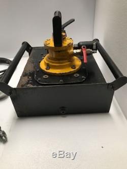 Enerpac Za4420mx Air Operated Hydraulic Pump 4-way Valve With Accessories