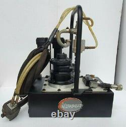 HYDRASHEAR 7750024 Air Powered Hydraulic Pump 10000 PSI for Wire, Cable Cutters