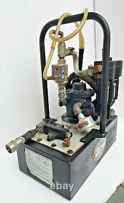 HYDRASHEAR 7750024 Air Powered Hydraulic Pump 10000 PSI for Wire, Cable Cutters