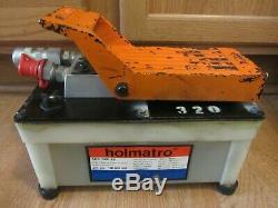 Holmatro AHS 1400 FS Compact 720bar Hydraulic Air Foot Pump with Hoses, Regulator
