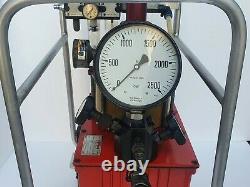 ITH 445 Hydraulic Bolt Tensioner Pump, 2500 Bar / 36259 PSI, Air Driven Bolting
