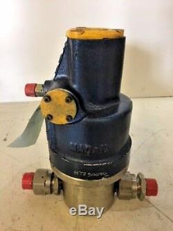 Lucas Aerospace Ltd Air Operated Hydraulic Pump 038553 UCF-ABA