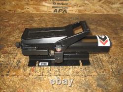 New Gates #77820 (Enerpac PA-133) Air Powered Hydraulic Pump, 10,000 psi