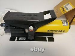 New In Box! Enerpac 10k Air Hydralic Foot Pump Pa133