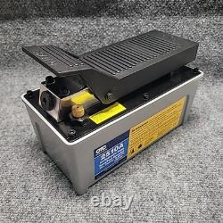 OTC 2510A Stinger 10,000 PSI Foot Operated Air/Hydraulic Pump NOB