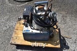 OTC / Owatonna 60433 Model B Pneumatic Air Powered Hydraulic Pump Used FREE SHIP