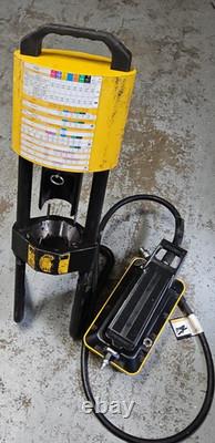 PARKER Hydraulic Hose Crimping Machine 82C-061L AND 82C-0AP AIR/HYDRAULIC PUMP