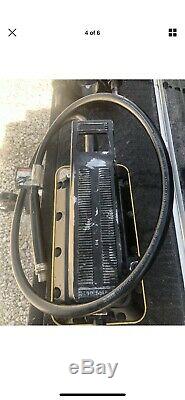 Parker KarryKrimp Portable Hydraulic Hose Crimper with Air/Hydraulic Pump