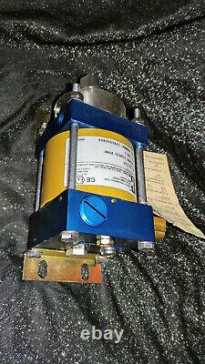 SC Hydraulic Engineering L3-125 Air Driven Liquid Booster Pump 15,600 psi