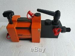 SKF THAP 030 Air-Driven Hydraulic Pump 30 MPa, 4350 psi With Oil Injector 226400