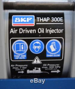 SKF THAP 300E Druckluftbetriebener Ölinjektor 300 MPa Air Pressure max. 7 bar